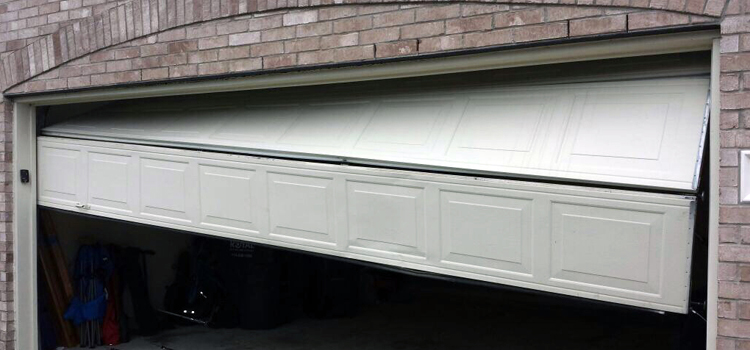 emergency door replacement Bostonia