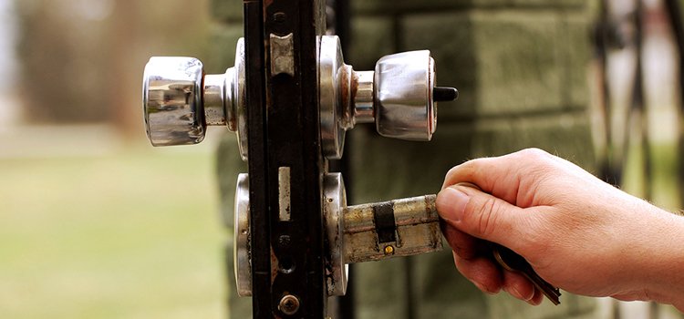 front door latch repair Bostonia